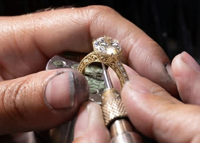 complimentary-jewelry-evaluation-at-carolina-estate-buyer